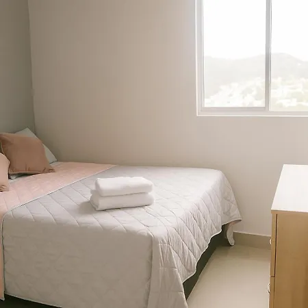 Apartamento Amoblado Cerca Al Mar *